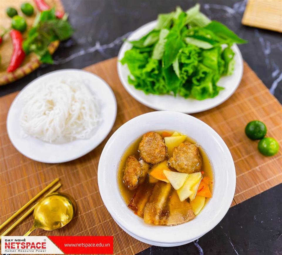 Học bí quyết làm Bún chả Hà Nội