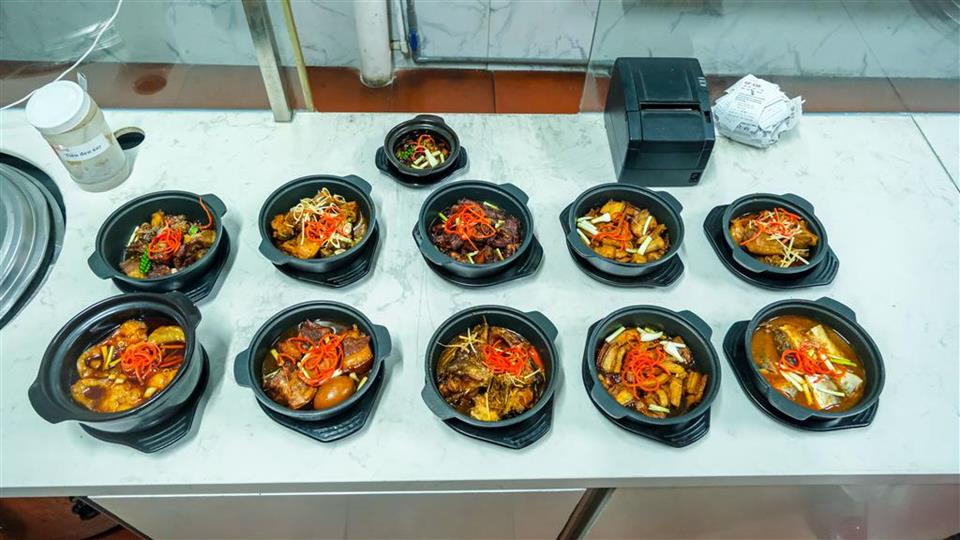 Học bí quyết nấu Cơm niêu