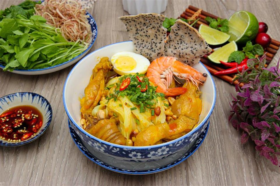 Học bí quyết nấu Mì Quảng
