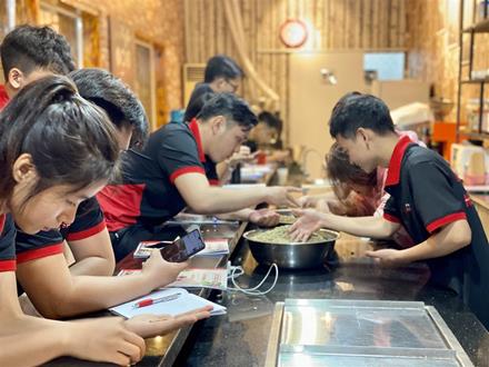 Buổi học rang xay cà phê tại Netspace