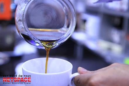 Học pha chế cà phê đẳng cấp