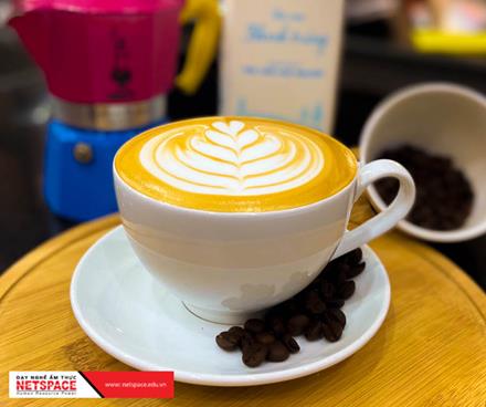 Kỹ năng tạo hình cà phê Ý 4 (Latte art): Tulip