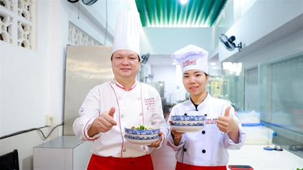 Học bí quyết nấu mì Quảng tại Đà Nẵng